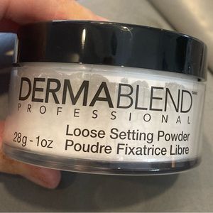 DERMABLEND Professional loose setting powder